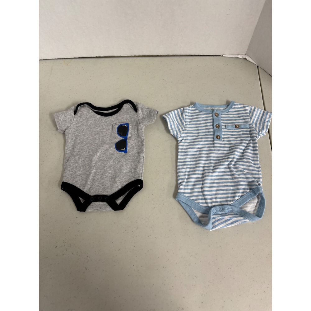 Tic Tac Toe Rene Rofe Baby Bodysuits Set‎ of 2 Gray Sunglasses Blue Striped 0-3M